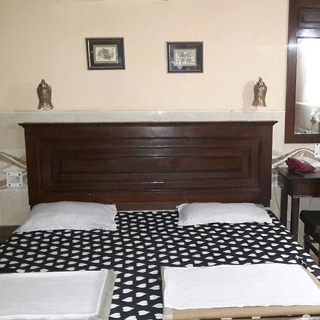 Jeraths Villa Bed And Breakfast Delhi  Kültér fotó